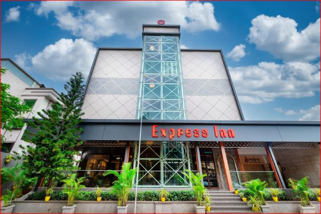 FREESIA BY EXPRESS INN GHODBUNDER